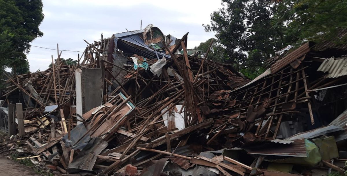 Bangunan roboh akibat gempa Cianjur. (Dok: BNPB)
