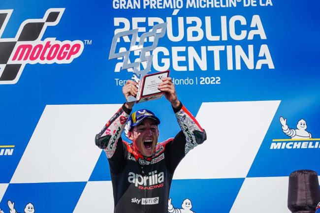 Aleix Espargaro memenangkan MotoGP Argentina 2022. (Foto: piaggiogroup)