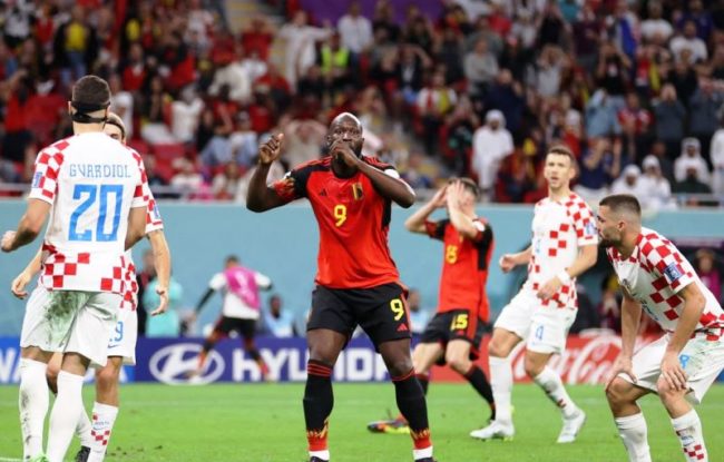 Romelu Lukaku -nomor 9- gagal memanfaatkan peluang emas dalam laga Kroasia Vs Belgia di Piala Dunia 2022. (Foto: Eurosport)