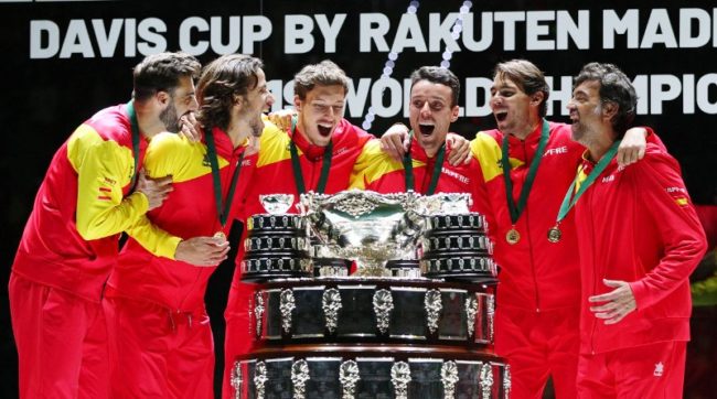 Tim tenis Spanyol saat menjuarai Piala Davis 2019. (Foto: sportsillustrated)