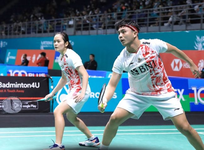 Dua wakil Indonesia tumbang lagi di Malaysia Open 2023 salah satunya adalah Zachariah Josiahno Sumanti dan Hediana Julimarbela. (Foto: PBSI)