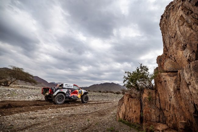 Nasser Al Attiyah melibas Etape 2 Reli Dakar 2023. (Foto: Toyota Gazoo Racing)