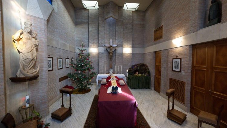 Jenazah Paus Emeritus Benediktus Disemayamkan di Basilika Santo Petrus Hingga 5 Januari