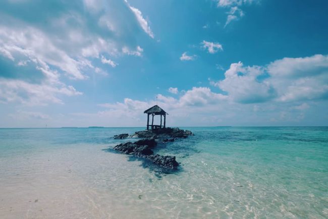 Pulau Batu Topeng Karimun Jawa (Foto: Instagram @visitjepara)