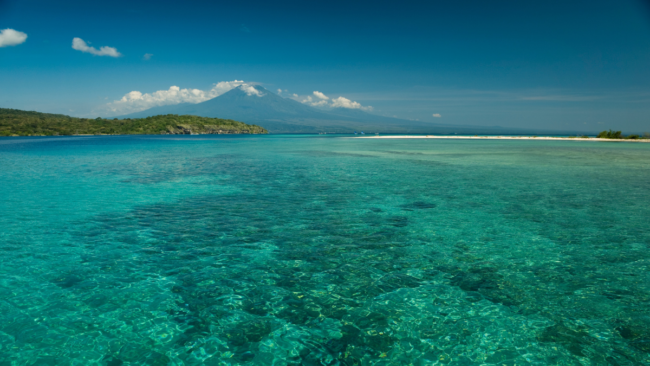 Pulau Menjangan Besar Karimun Jawa (Foto: canva)