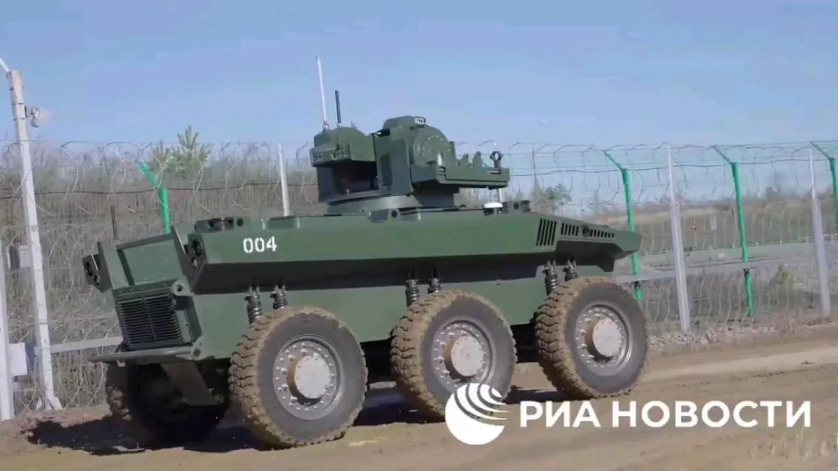 Gawat, Robot Penanda Medan Perang Milik Rusia Bersiaga di Donbass
