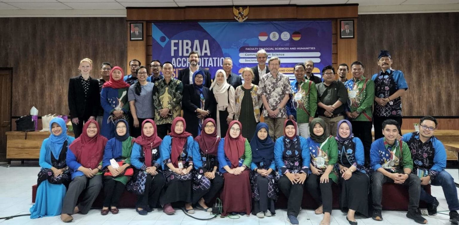 Pertama di Indonesia, 18 Prodi UIN Sunan Kalijaga Serentak Dapat Akreditasi Internasional FIBAA