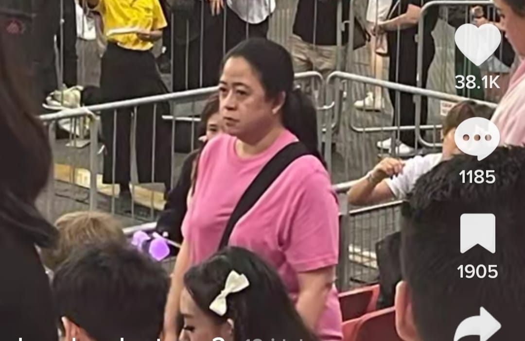 Video viral seorang wanita nonton konser BLACKPINK di Singapura (Dok tangkapan layar)