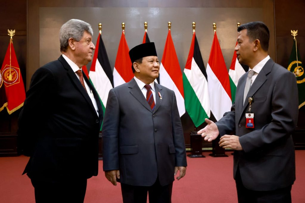 Menhan Prabowo Saksikan Penandatanganan Framework Kerja Sama Pendidikan antara Unhan RI dan Kedubes Palestina