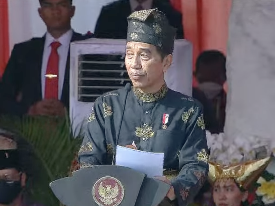 Presiden Jokowi menjadi inspektur upacara dalam peringatan Hari Lahir Pancasila di Lapangan Monas, Jakarta Pusat, pada Kamis, 1 Juni 2023. 