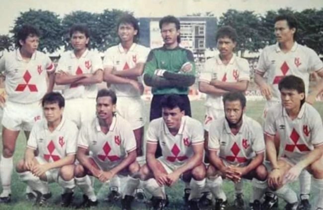 Klub Krama Yudha Tiga Berlian di kompetisi Galatama Indonesia tahun 1989. (Foto: instagram @adam62663)