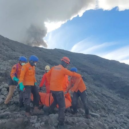 Operasi SAR Gabungan Erupsi Gunung Marapi Ditutup