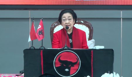 Megawati Perintahkan Kader yang Maju Pilkada Turun ke Bawah Bantu Rakyat