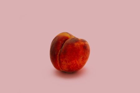 Manfaat buah persik dan kandungan gizinya