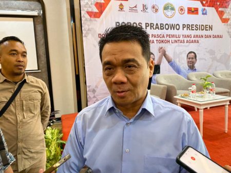 Prabowo Rangkul Anies Ganjar