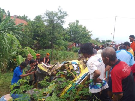 Kecelakaan KA Manahan rute Solobalapan-Gambir dengan truk di Brebes (Dok akun X@sahabat-kereta)