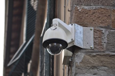 Rekomendasi CCTV Terbaik untuk Rumah Saat Ditinggal Mudik Lebaran