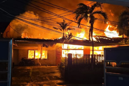 Kebakaran Hanguskan Bangunan Rumah Tinggal di Kebon Jeruk Pada Kamis Pagi