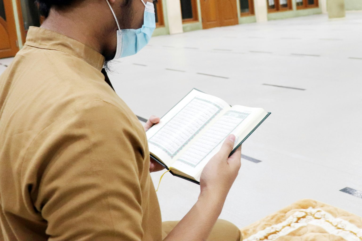 Membaca Al Quran