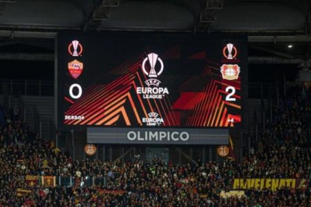 Leverkusen berhasil mencuri kemenangan saat jumpa AS Roma di Olimpico pada laga leg pertama semifinal Liga Europa