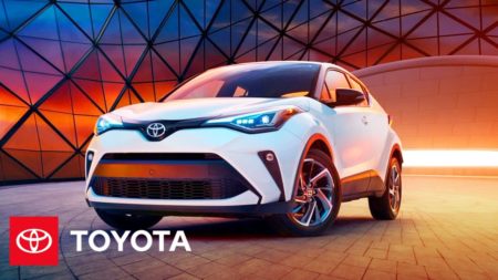 Toyota Ungkap Rinci Keunggulan Mobil Hybrid